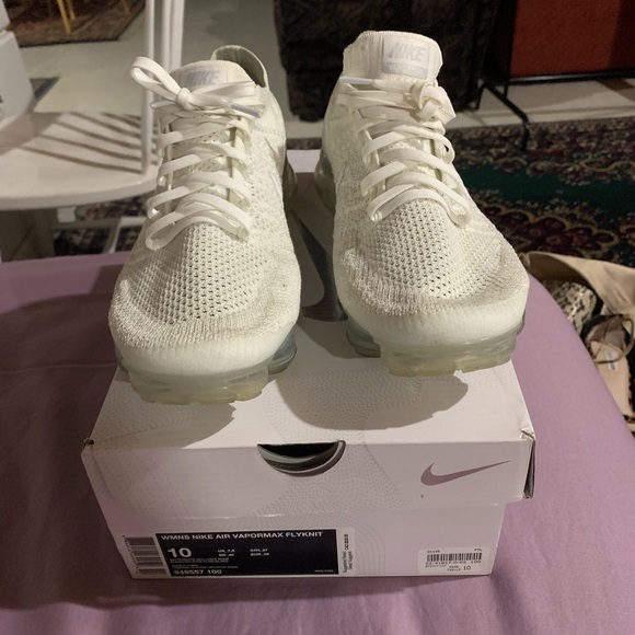 Vapormax triple white - Picture 3 of 3